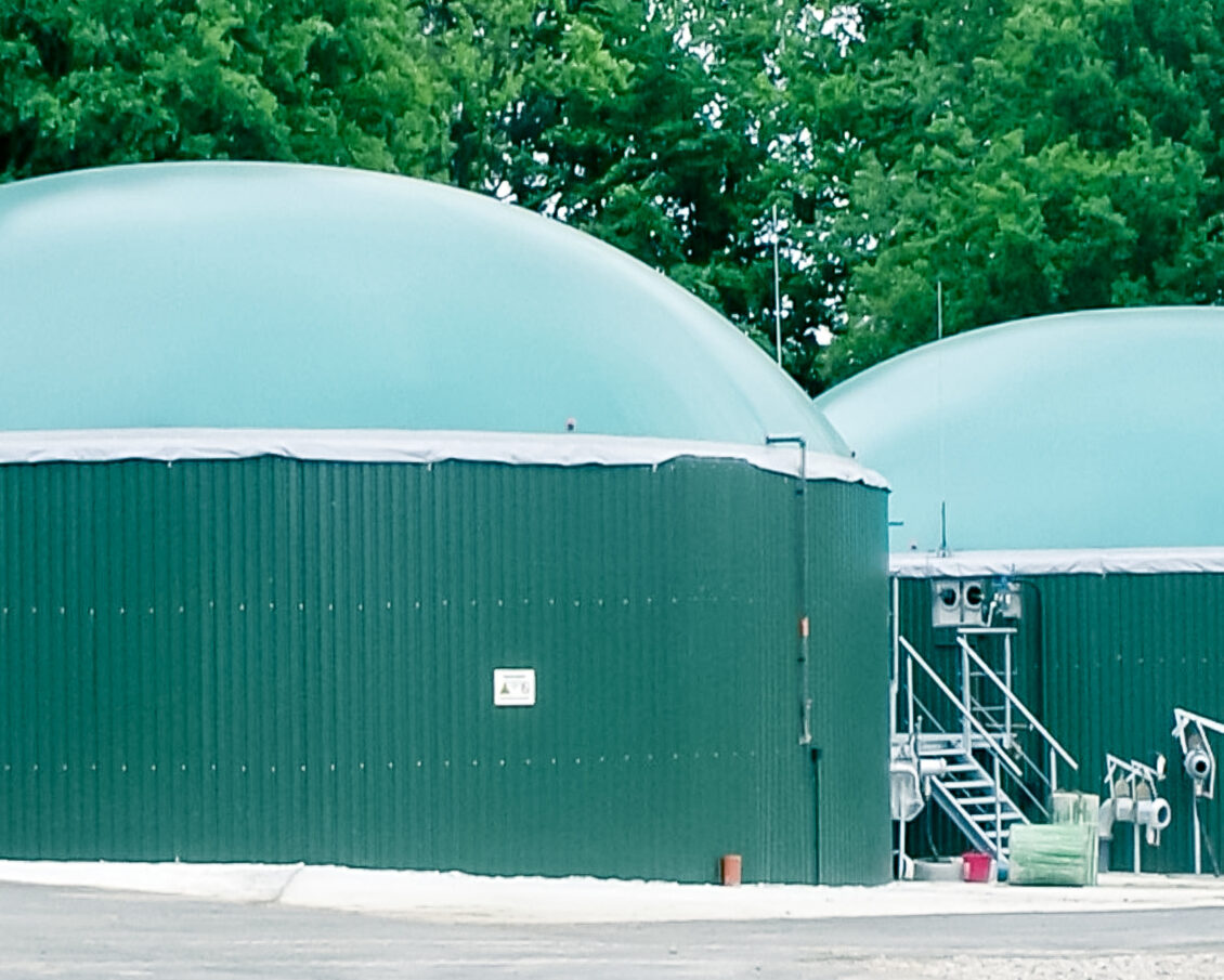 Biogas-Doppelmembrandach / double membrane Biogas plant roof
